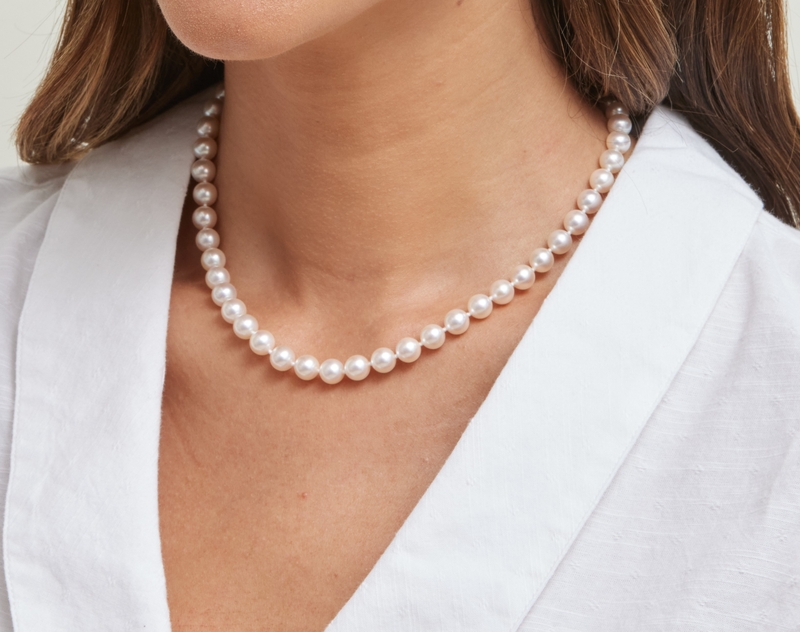 7.0-7.5mm Hanadama Akoya White Pearl Necklace - Model Image