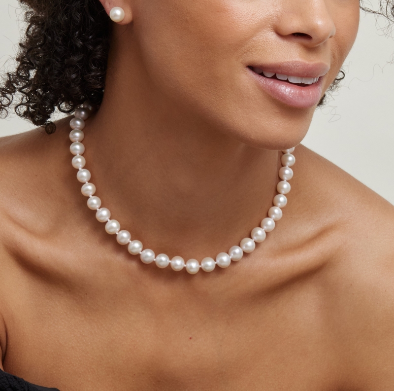 8.5-9.0mm Hanadama Akoya White Pearl Necklace - Model Image