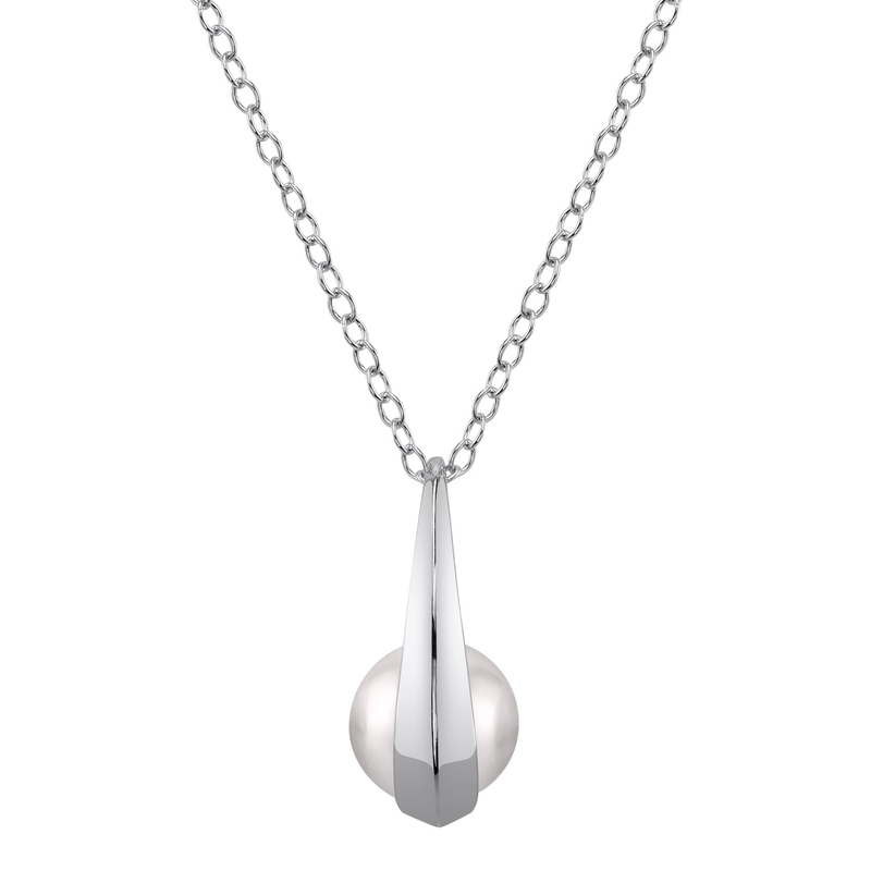 14K Gold Akoya Pearl Regina Pendant