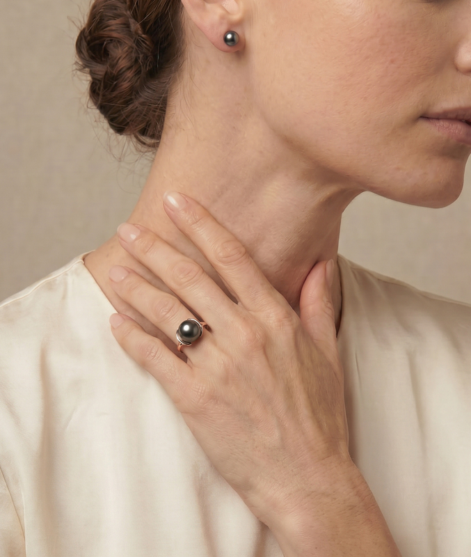 14K Gold Tahitian South Sea Pearl Felicia Ring - Model Image