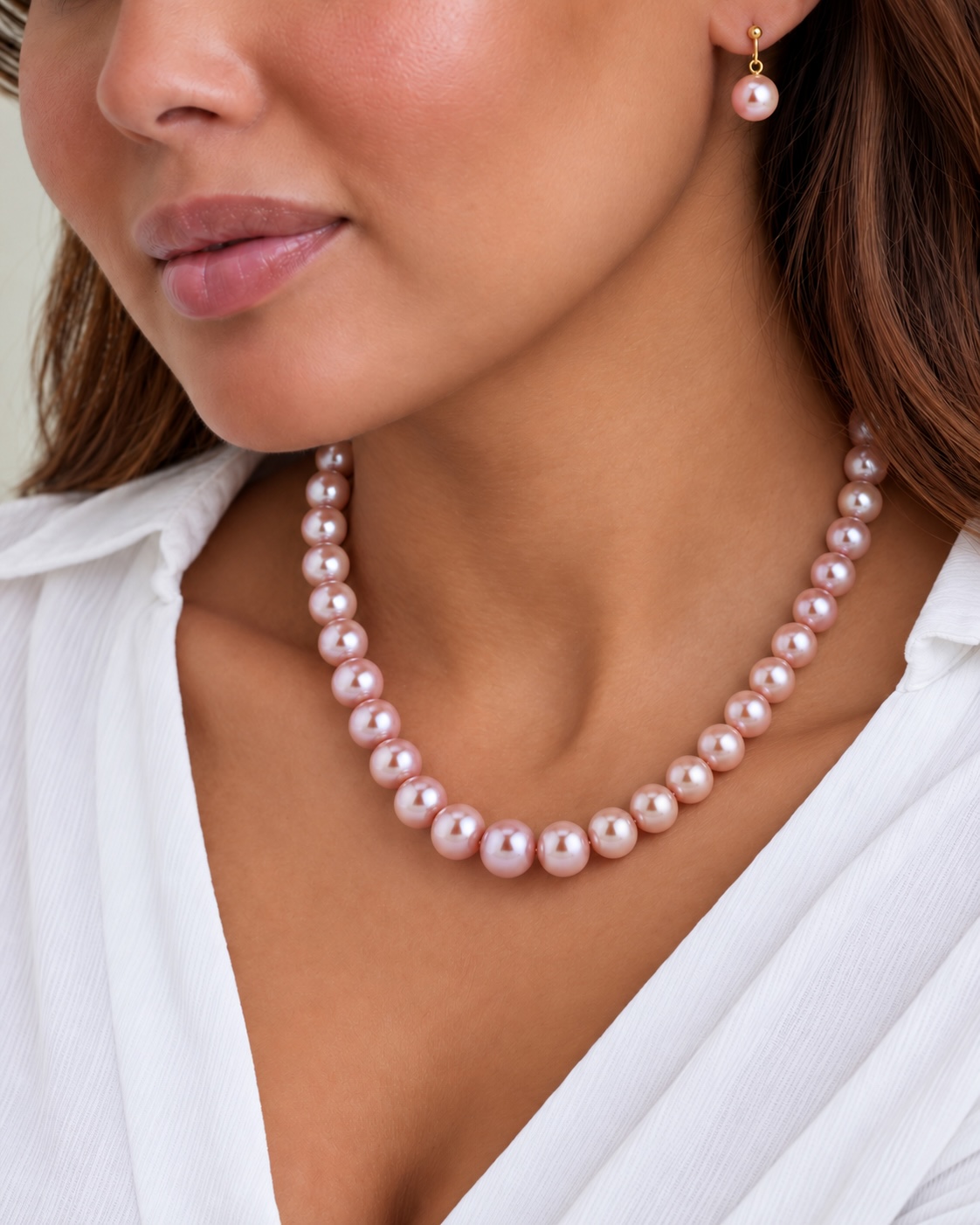 10.5-11.5mm Pink Freshwater Pearl Necklace - AAAA Quality - Model Image