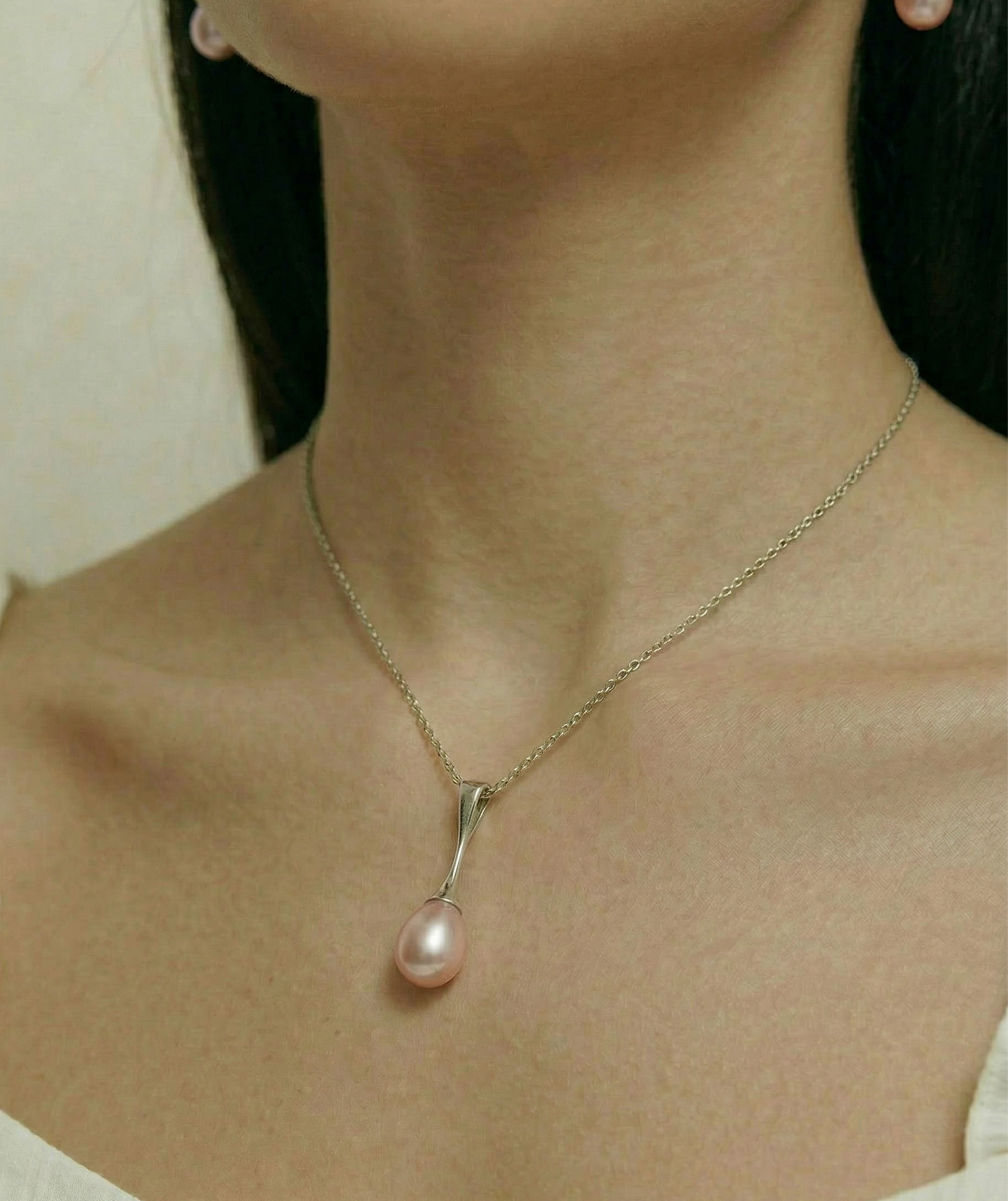 Pink Freshwater Pearl Long Teardrop Pendant - Model Image