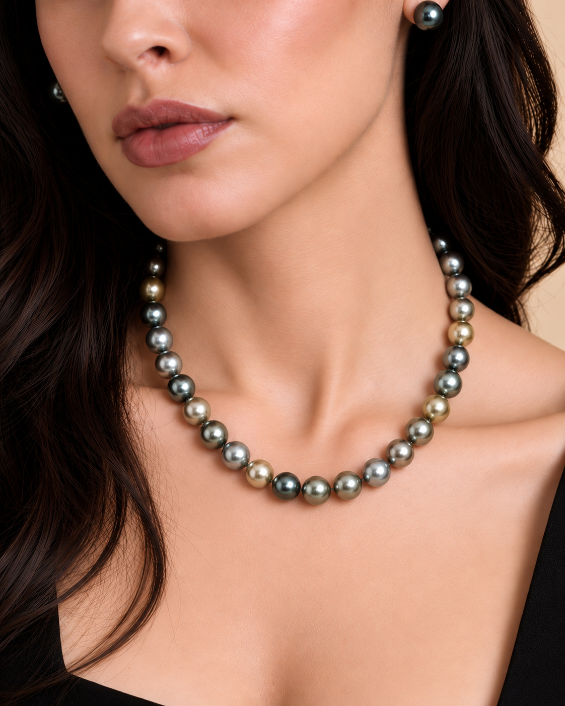 10-11mm Tahitian South Sea Pearl Pastel Multicolor Necklace - AAAA Quality - Model Image